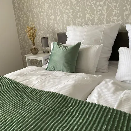 Suite4me - Moderne Ferienwohnung I Kueche I Balkon I Mainz-kostheim *