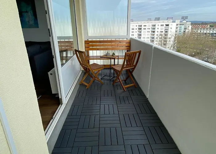 Suite4me - Moderne Ferienwohnung I Kueche I Balkon I Mainz-kostheim Wiesbaden